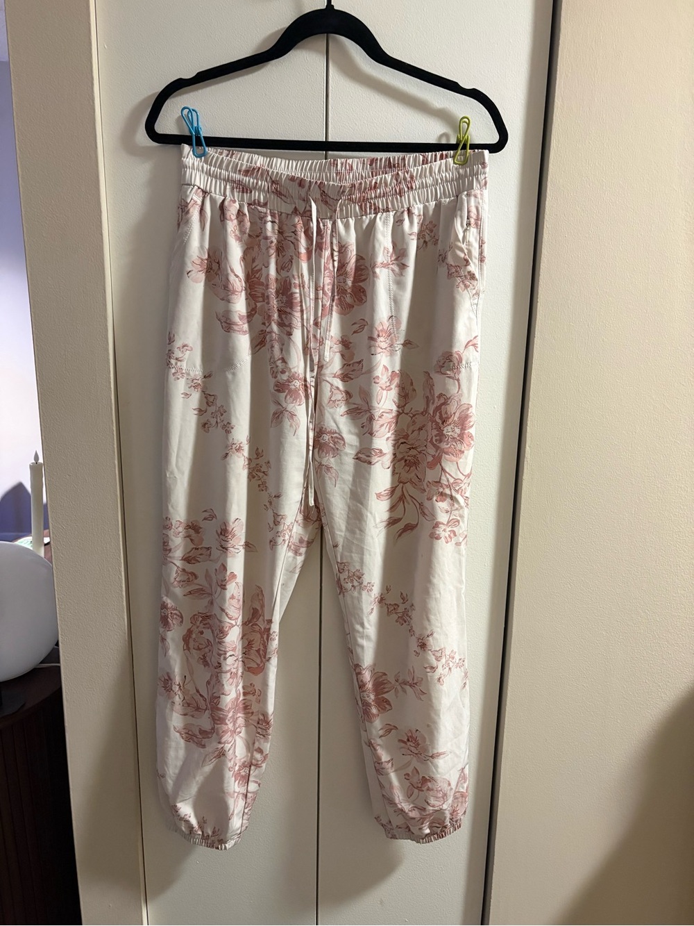 Zac & Rachel White Joggers with Dusty Rose Floral Print